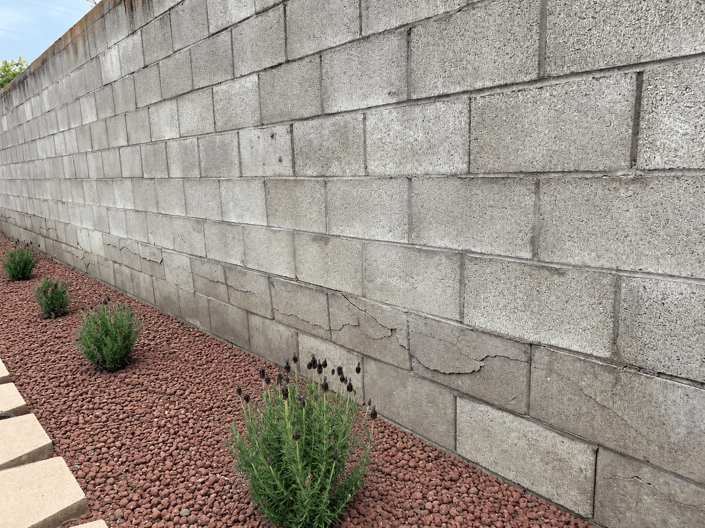 Horizontal cracks — block wall damage example